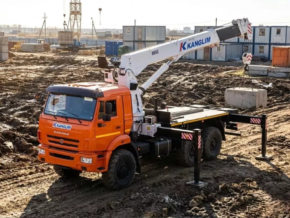 Манипулятор КМУ KANGLIM на шасси КамАЗ вездеход