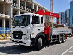 Манипулятор КМУ KANGLIM на шасси Hyundai